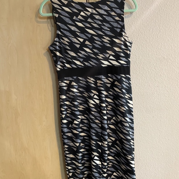 Women Size 8 Medium Beautiful Vintage Dress Sleeveless Career - Picture 4 of 6